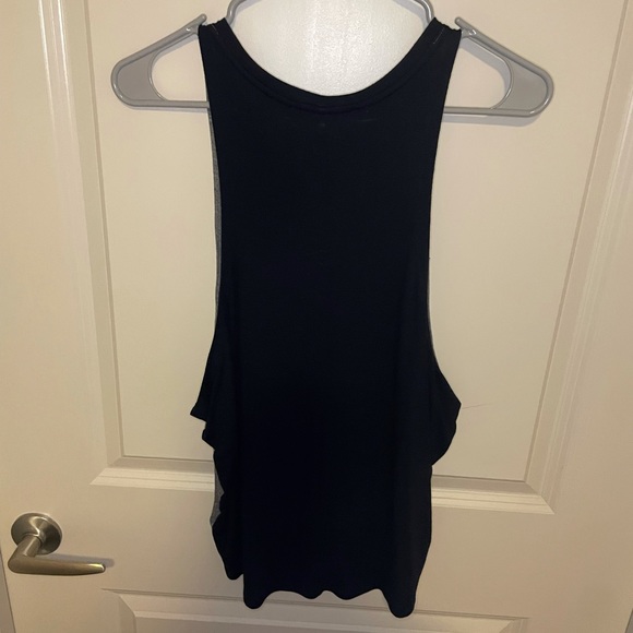 Express One Eleven Color Block Tank - Picture 4 of 4
